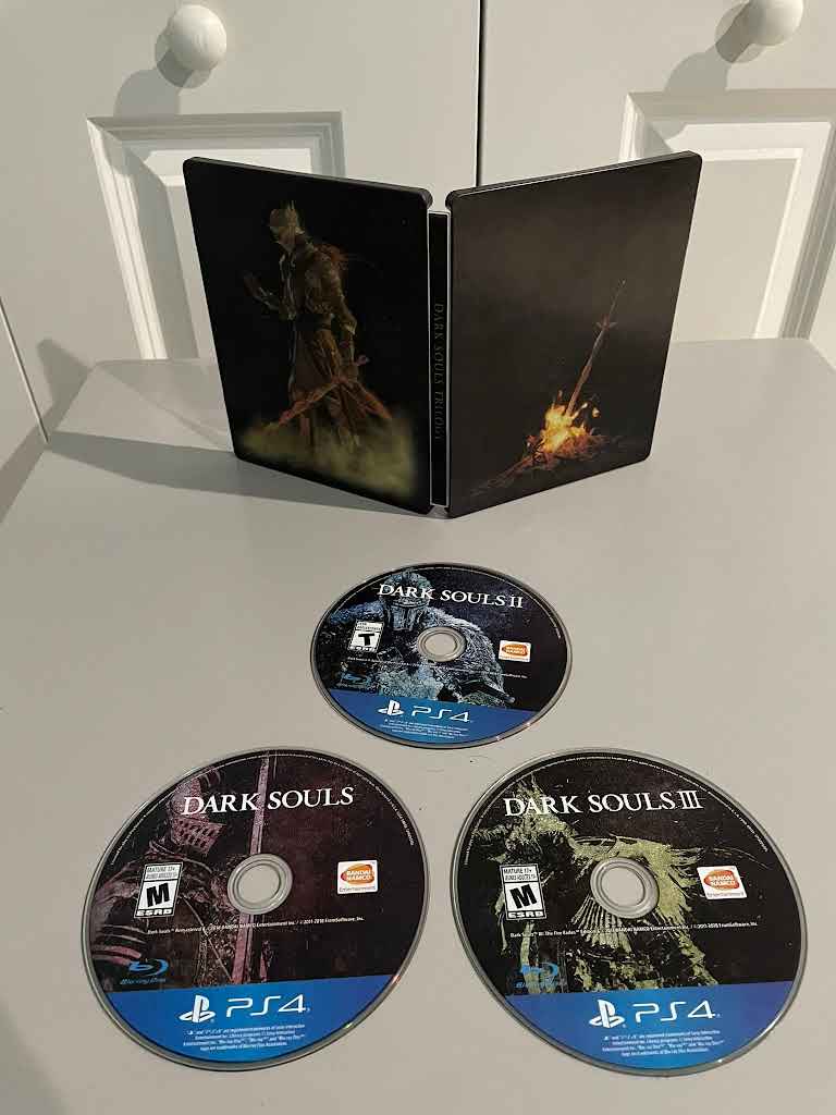 Dark Souls Trilogy SteelBook - PlayStation 4 (PS4)